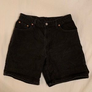 Levi’s black high waisted shorts!